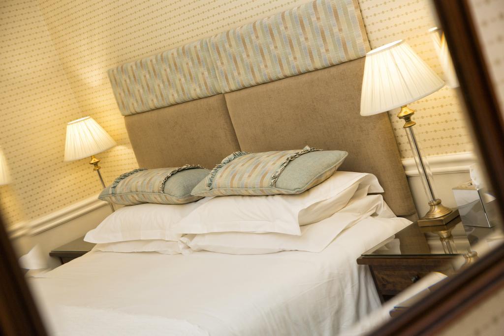 เฮเซล แบงค์ คันทรี่ เฮ้าส์ Hotel รอสท์เวท ภายนอก รูปภาพ